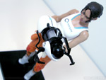 NECA - Chell - Portal 2 NECA - Chell - Portal 2